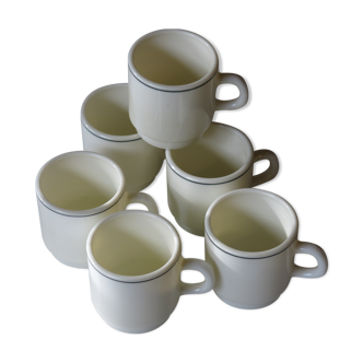 6 tasses à expresso de chez Arcopal gastronomie blanche liseré gris en très bon état