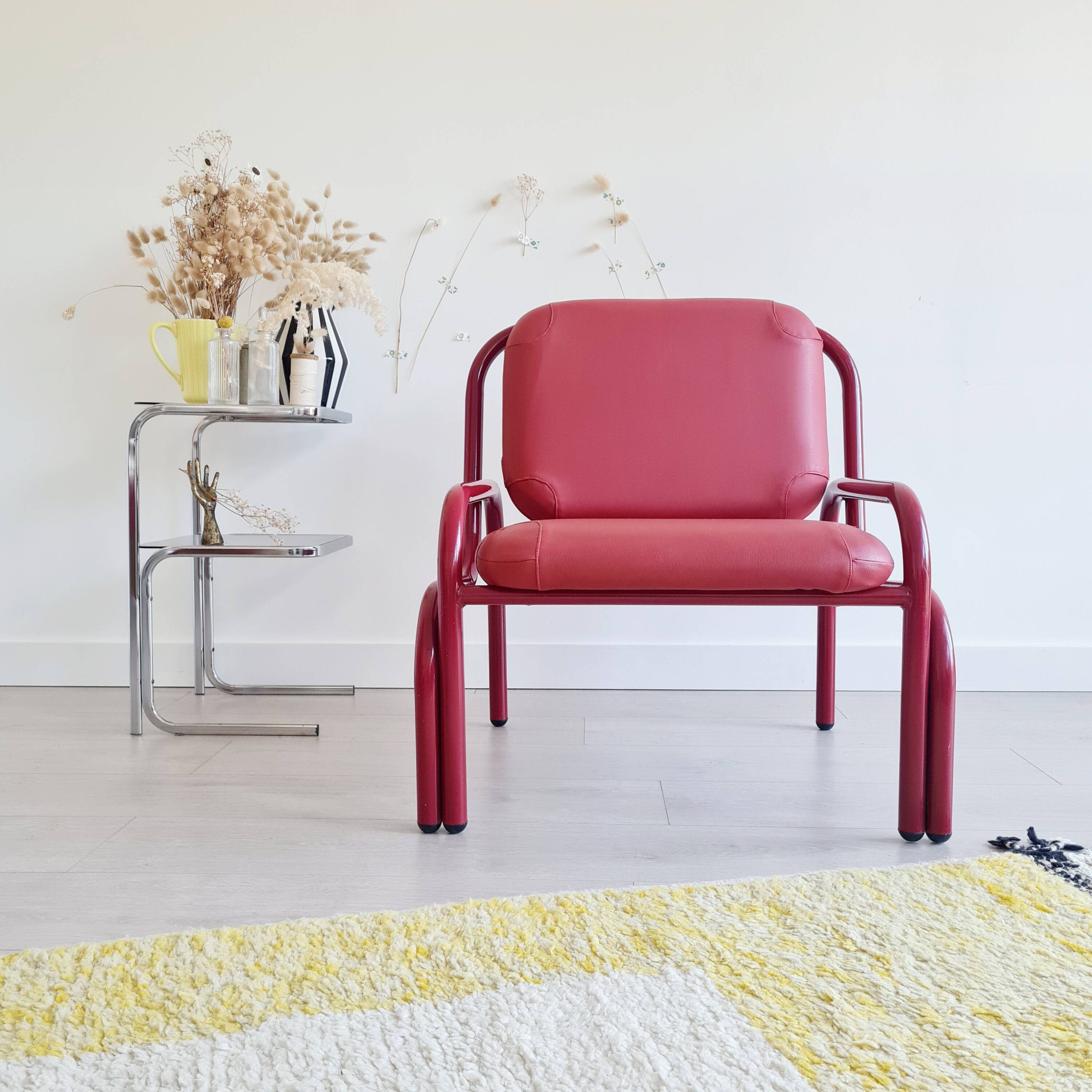 Fauteuil design italien rouge années 80