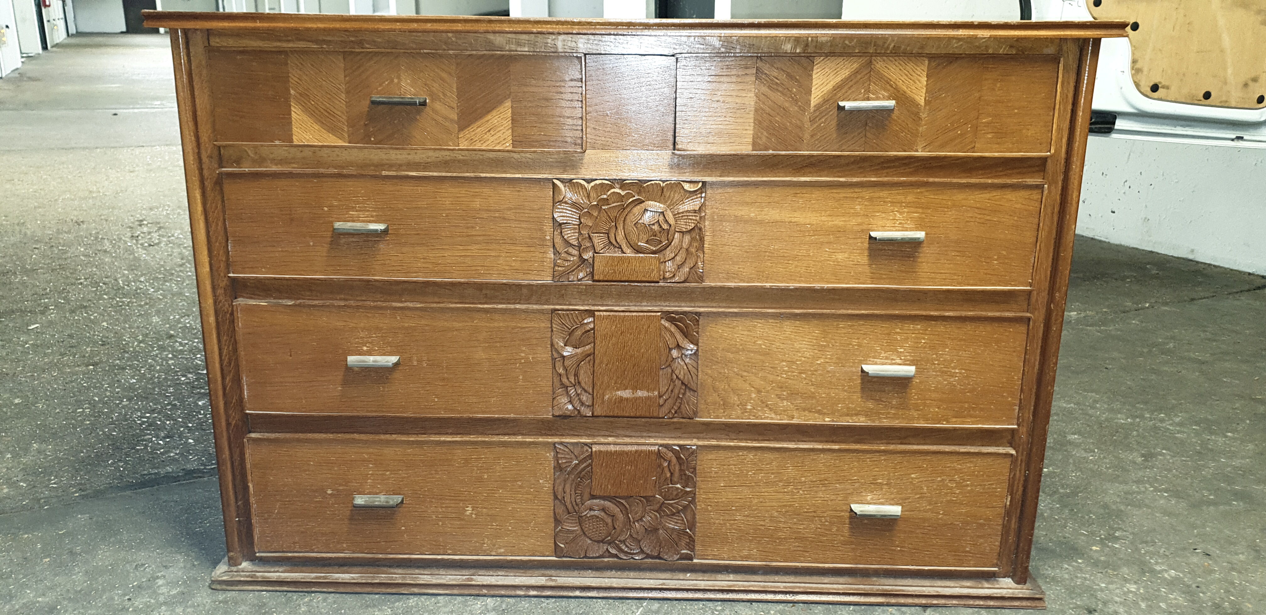 Art Deco chest of drawers