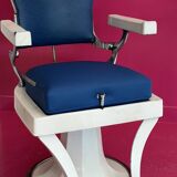 Vintage hairdressing chair