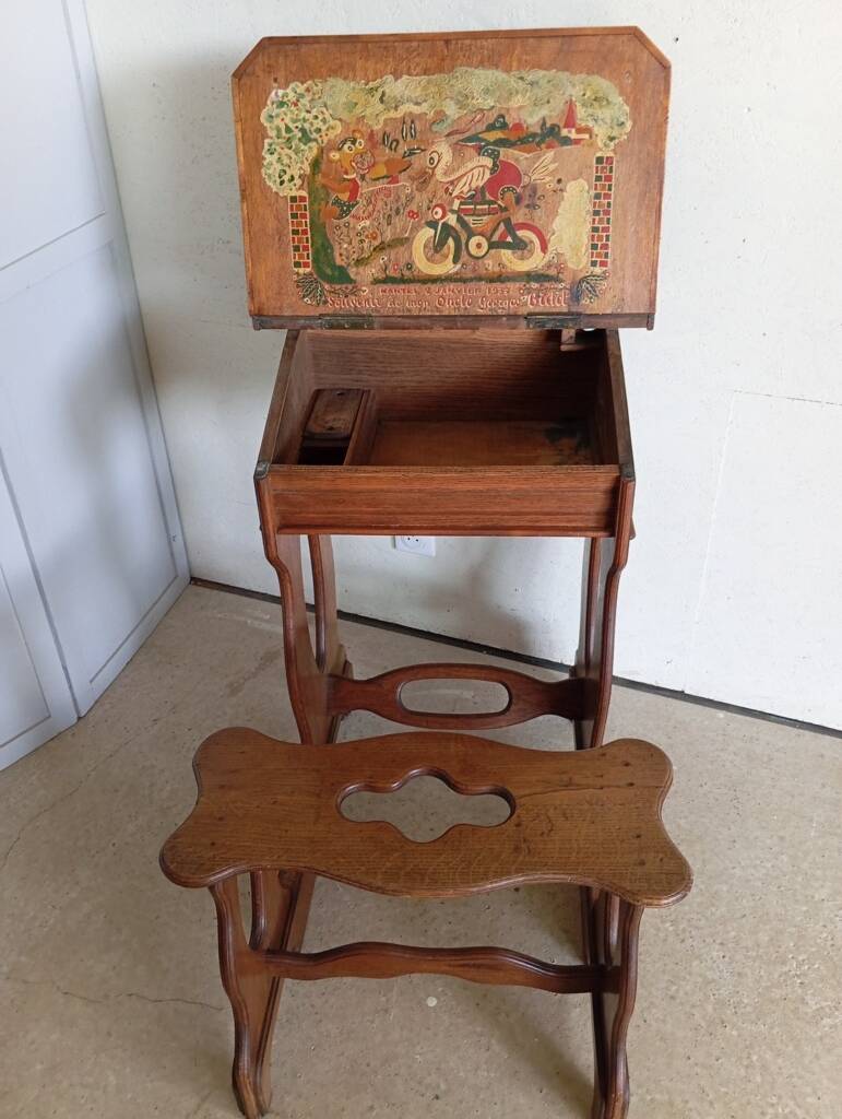1900s oak desk with interior paint