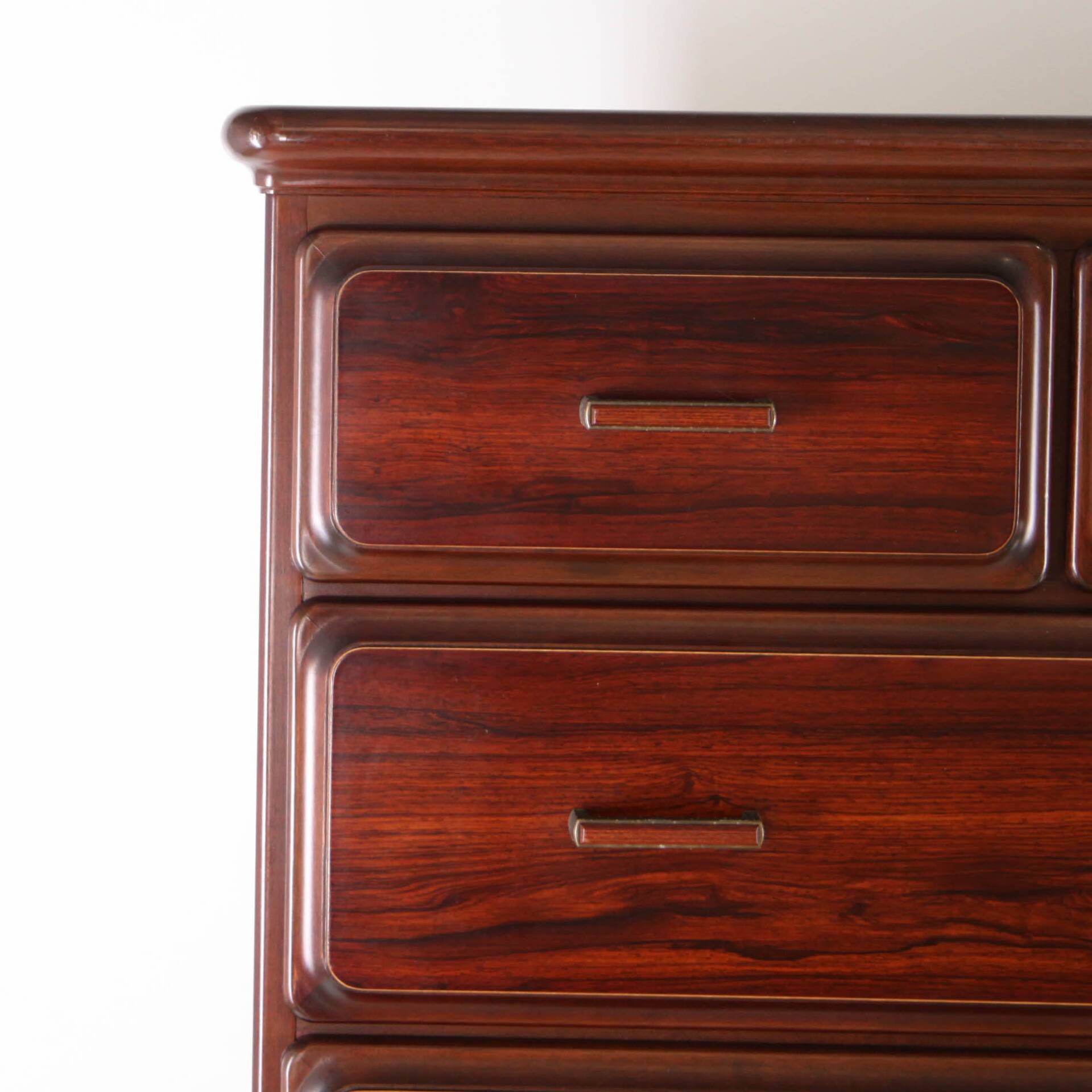 Japanese high commode