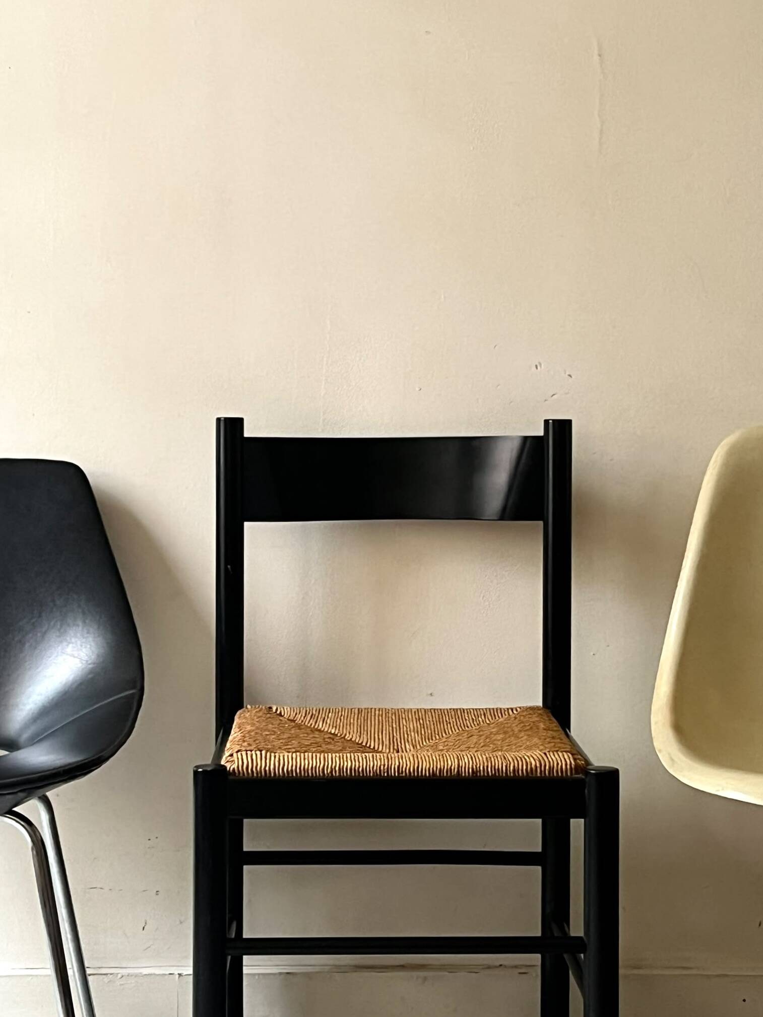 Modernist chair in wood and rope, France 1950