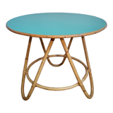 Table basse tripode en rotin relookée vintage