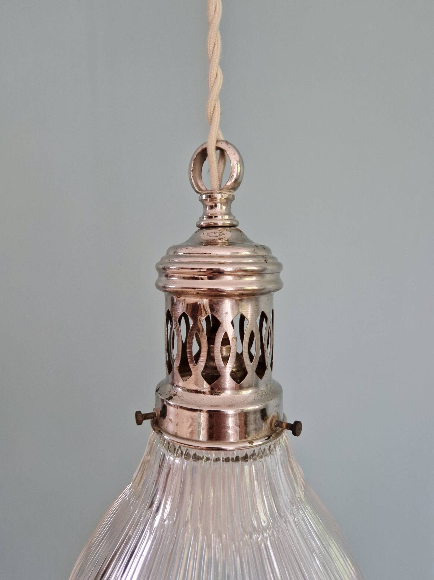 Suspension Holophane in ribbed transparent glass, 1930