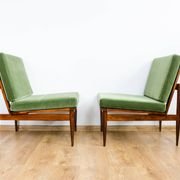 Paire de fauteuils verts du milieu du siècle 1965