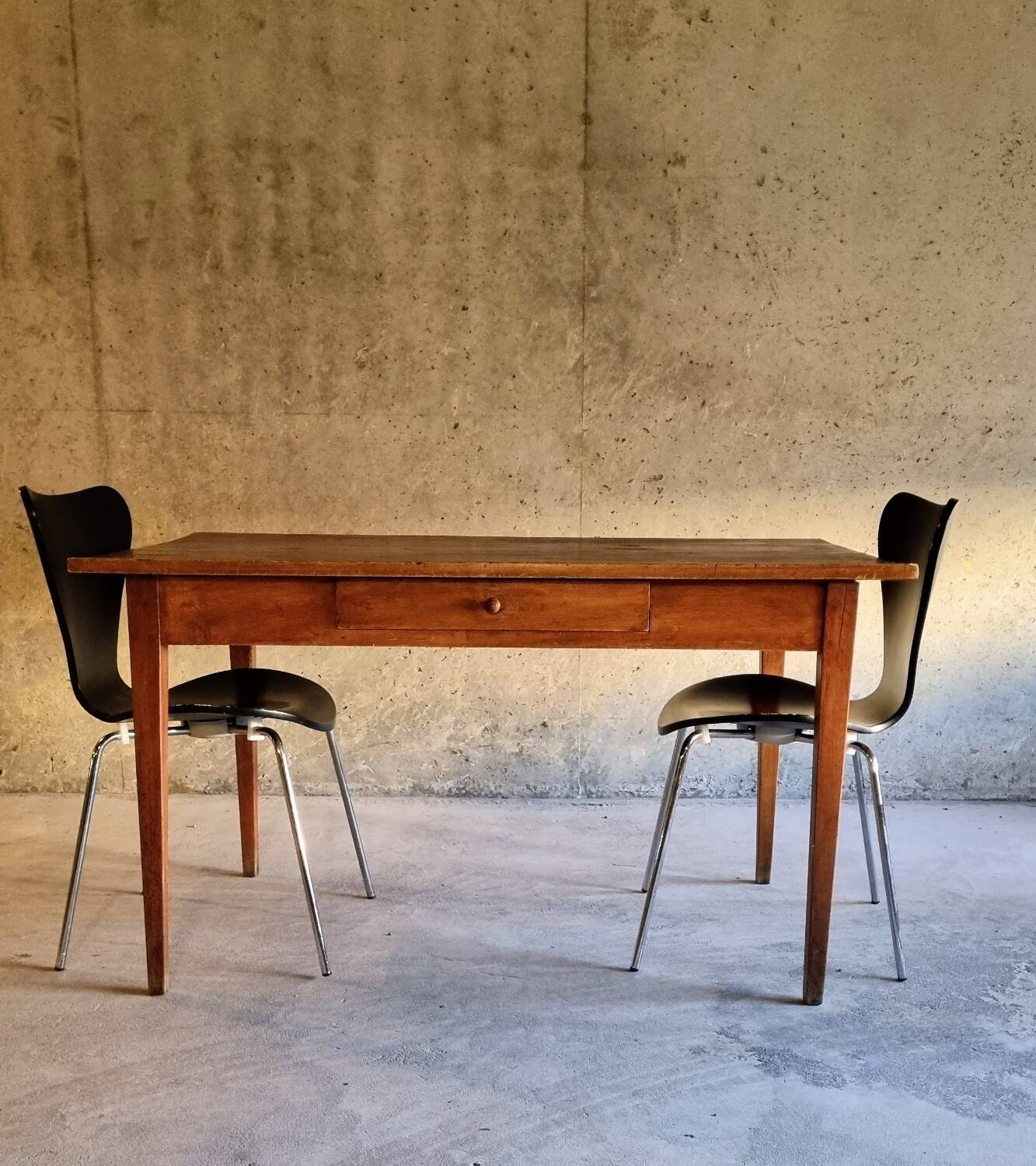 Table de ferme vintage