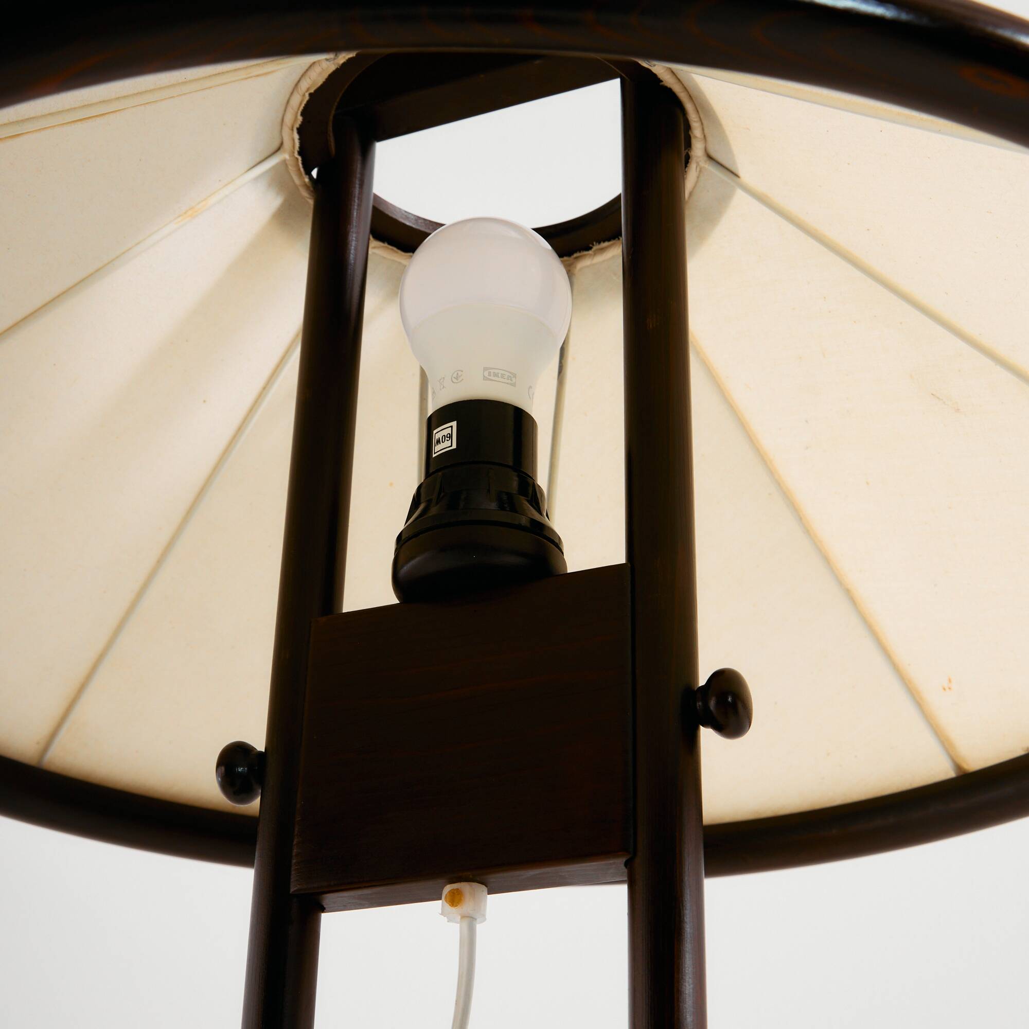 MK11052 Pine floor lamp by Lys