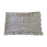 White tablecloth in the years lace