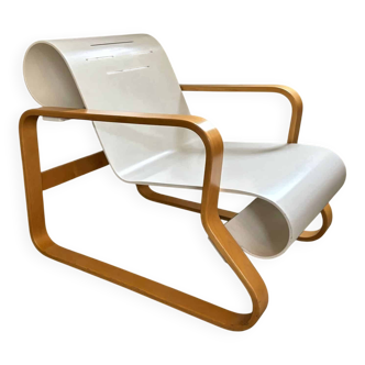 Alvar Aalto Paimio No. 41 lounge chair for Artek, 1931
