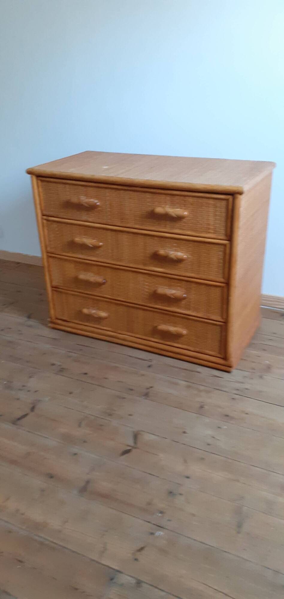 Vintage wicker and rattan 4-drawer chest of drawers