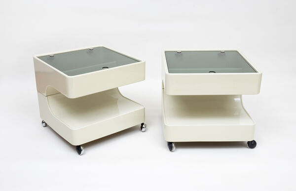 Tables de nuit / tables d’appoint de l’ère spatiale par Opal, Allemagne 1970