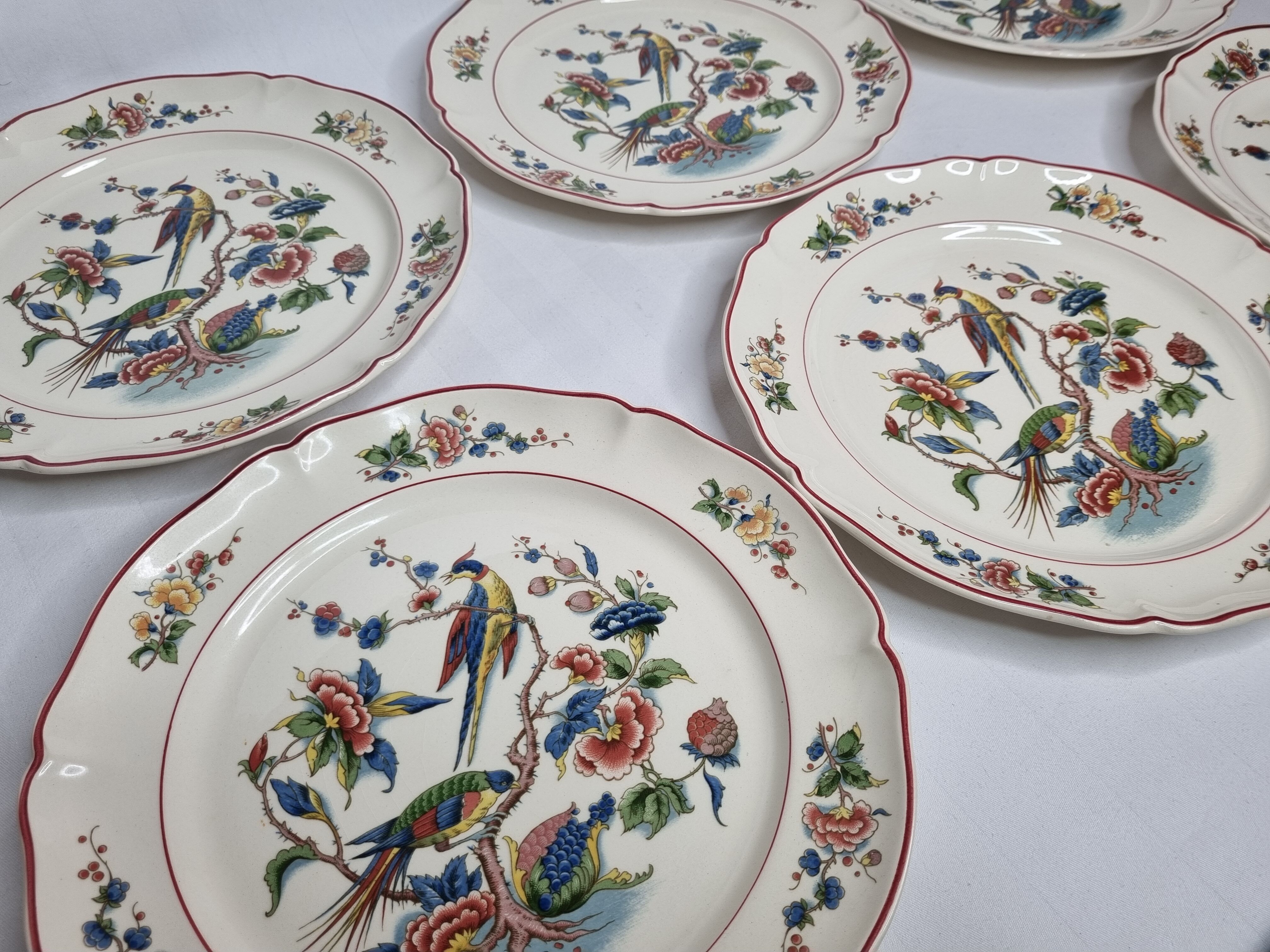 Ensemble de six assiettes Villeroy et Boch, décor Phénix, 26 cm