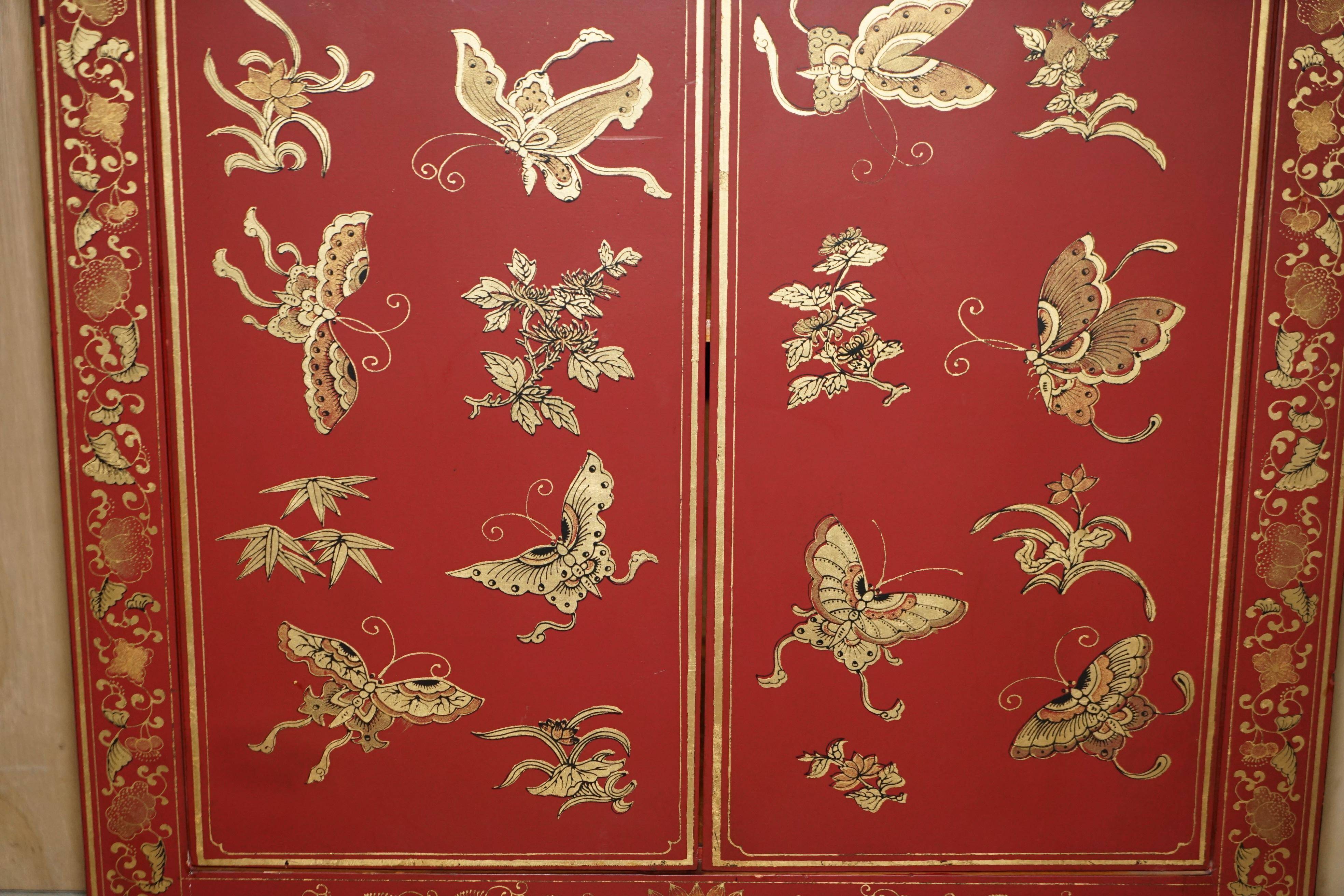 Buffet chinois antique papillon laquée peinte à la main