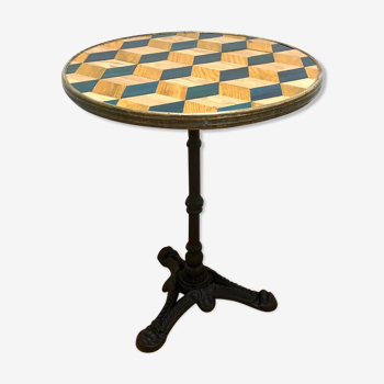 Table of inlaid bistro