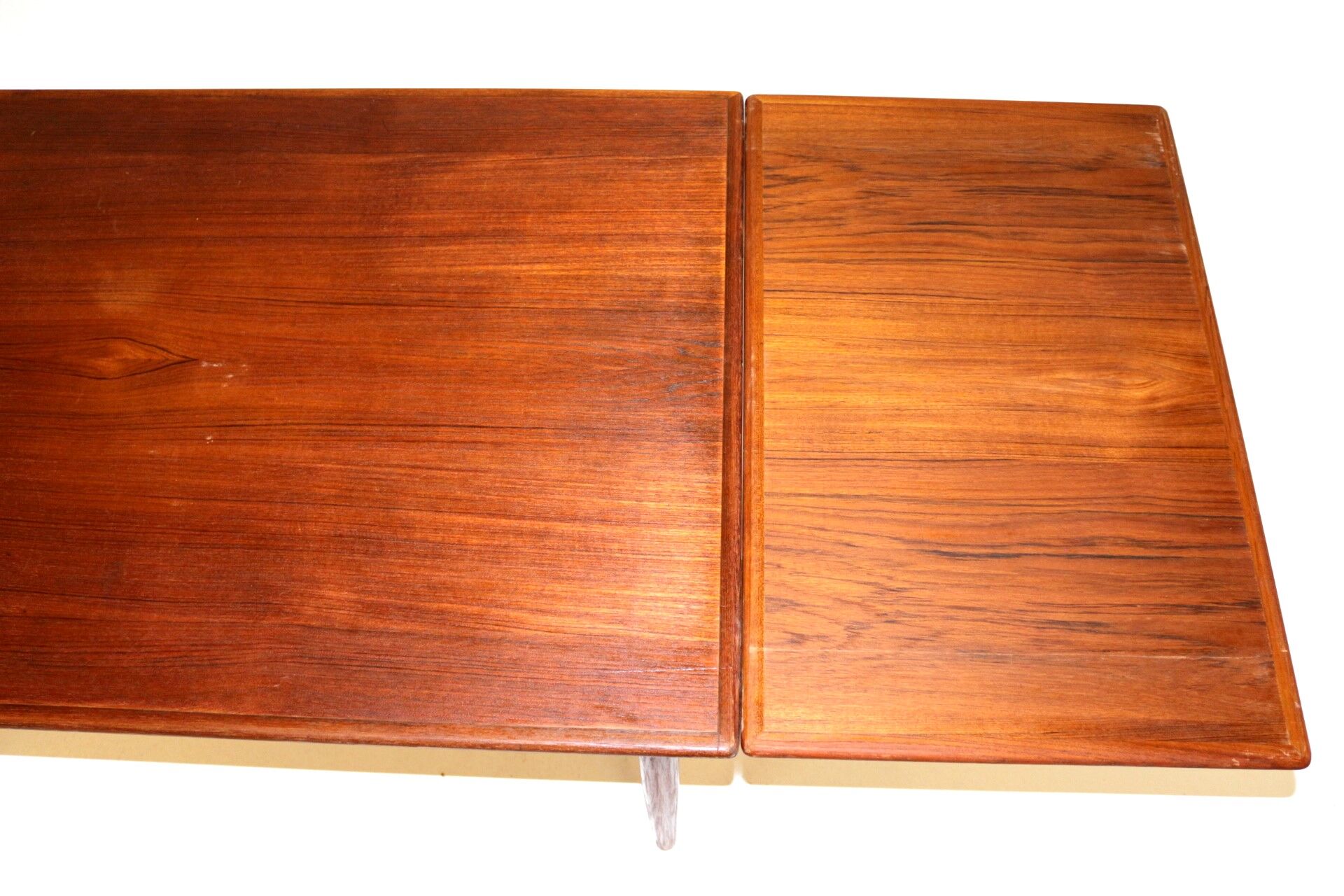 Extendable dining table Denmark 1950