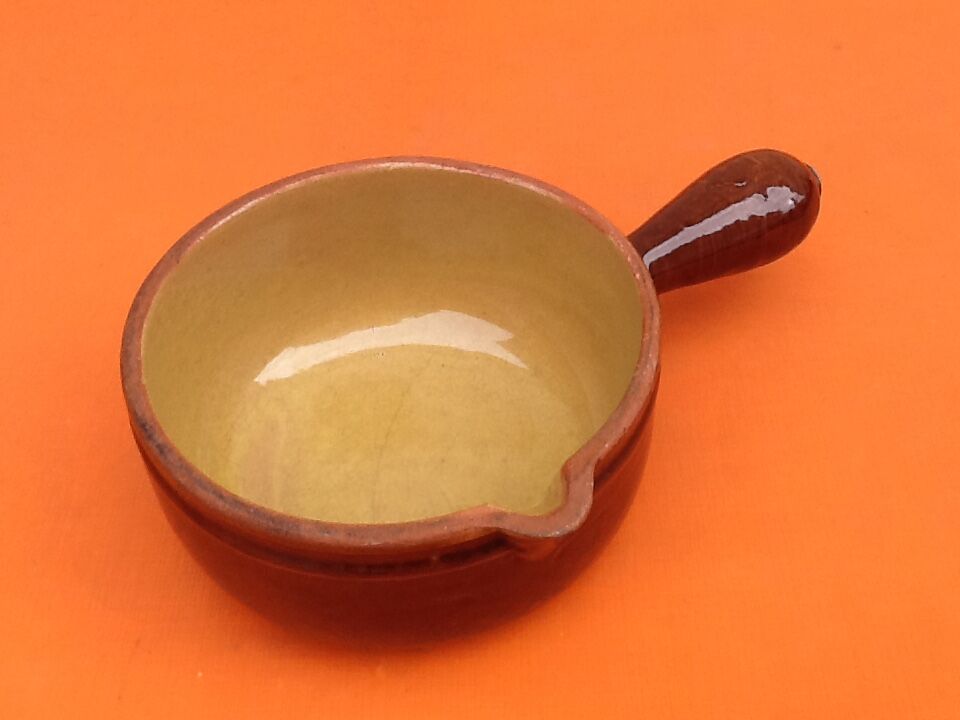 Glazed terracotta pan straight handle