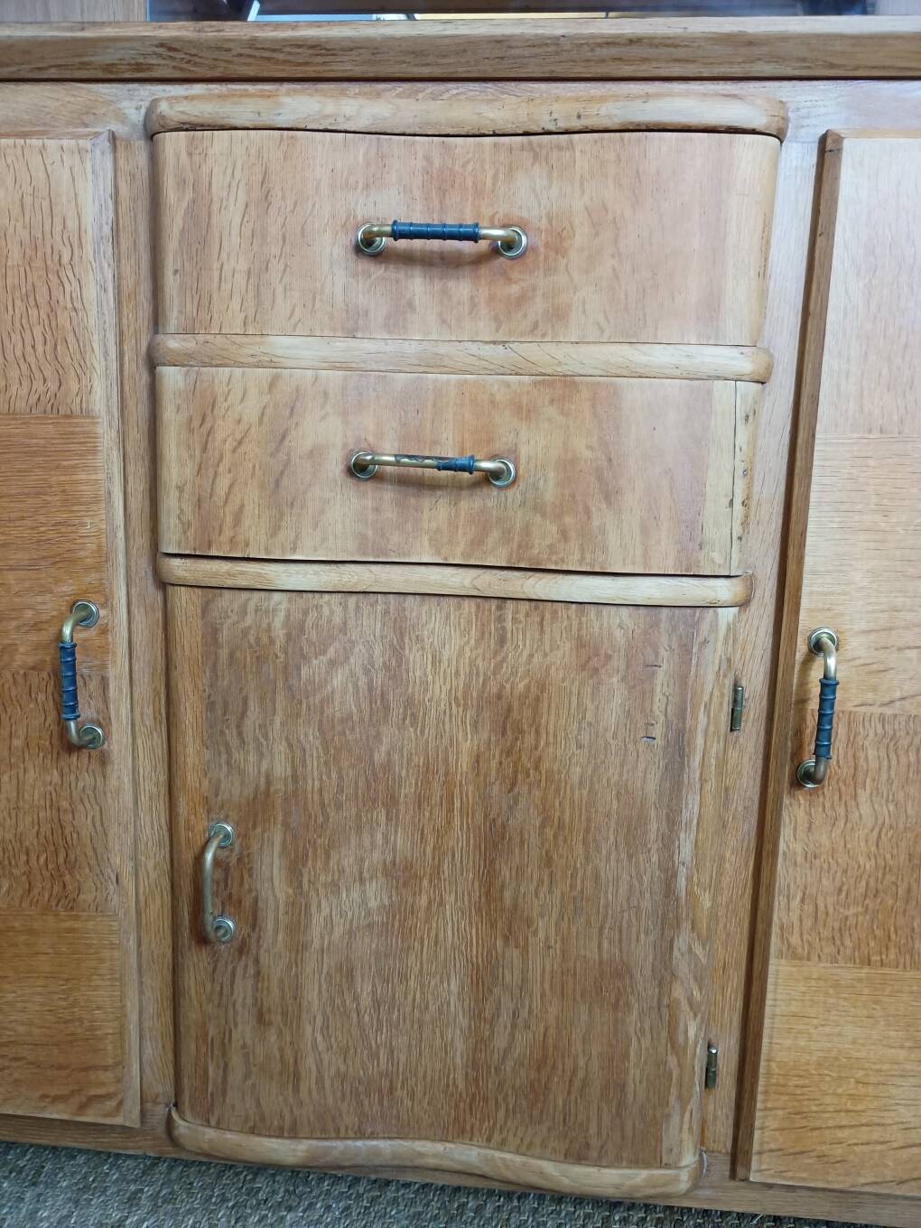 1950s two-body buffet, oak veneer, tapered legs.