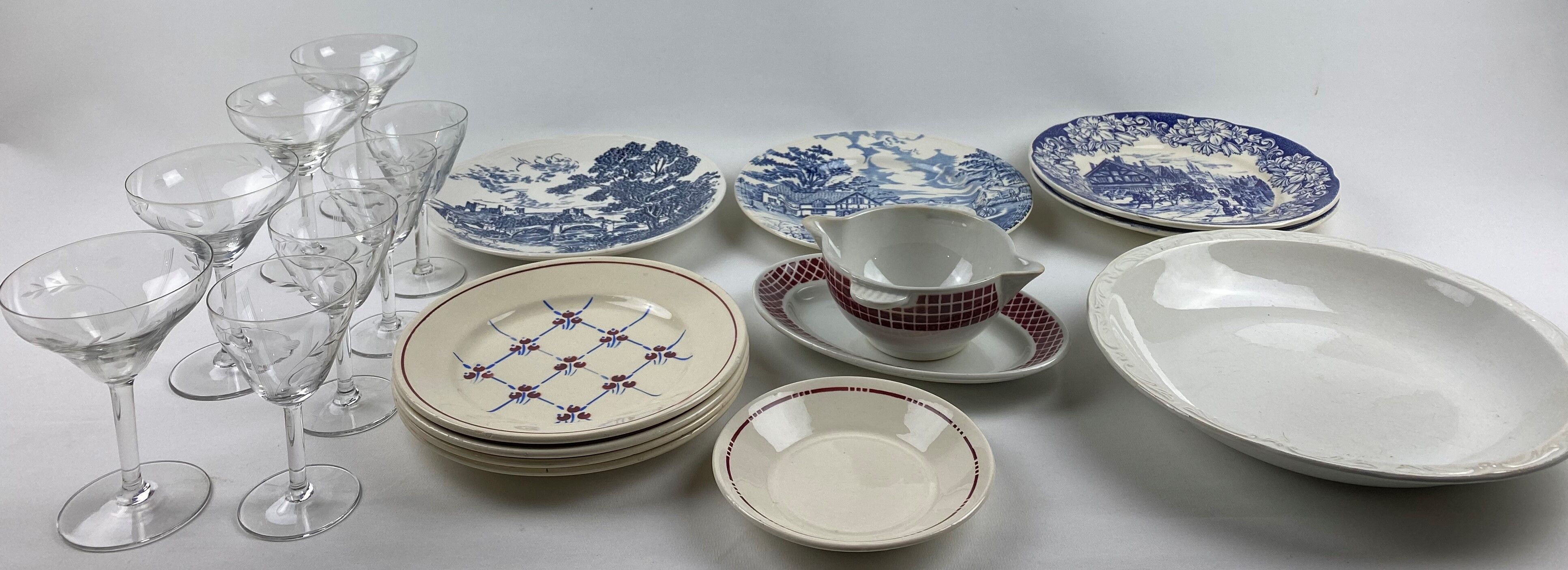 Service depareille glassware and earthenware -4 cutlery - 20 pieces