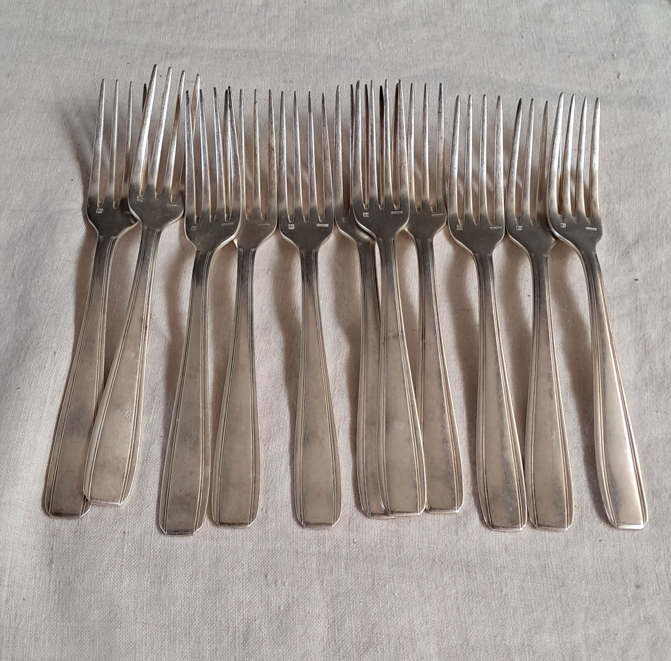 Set of 19 antique silver-plated cutlery by Ercuis - Art Deco style.