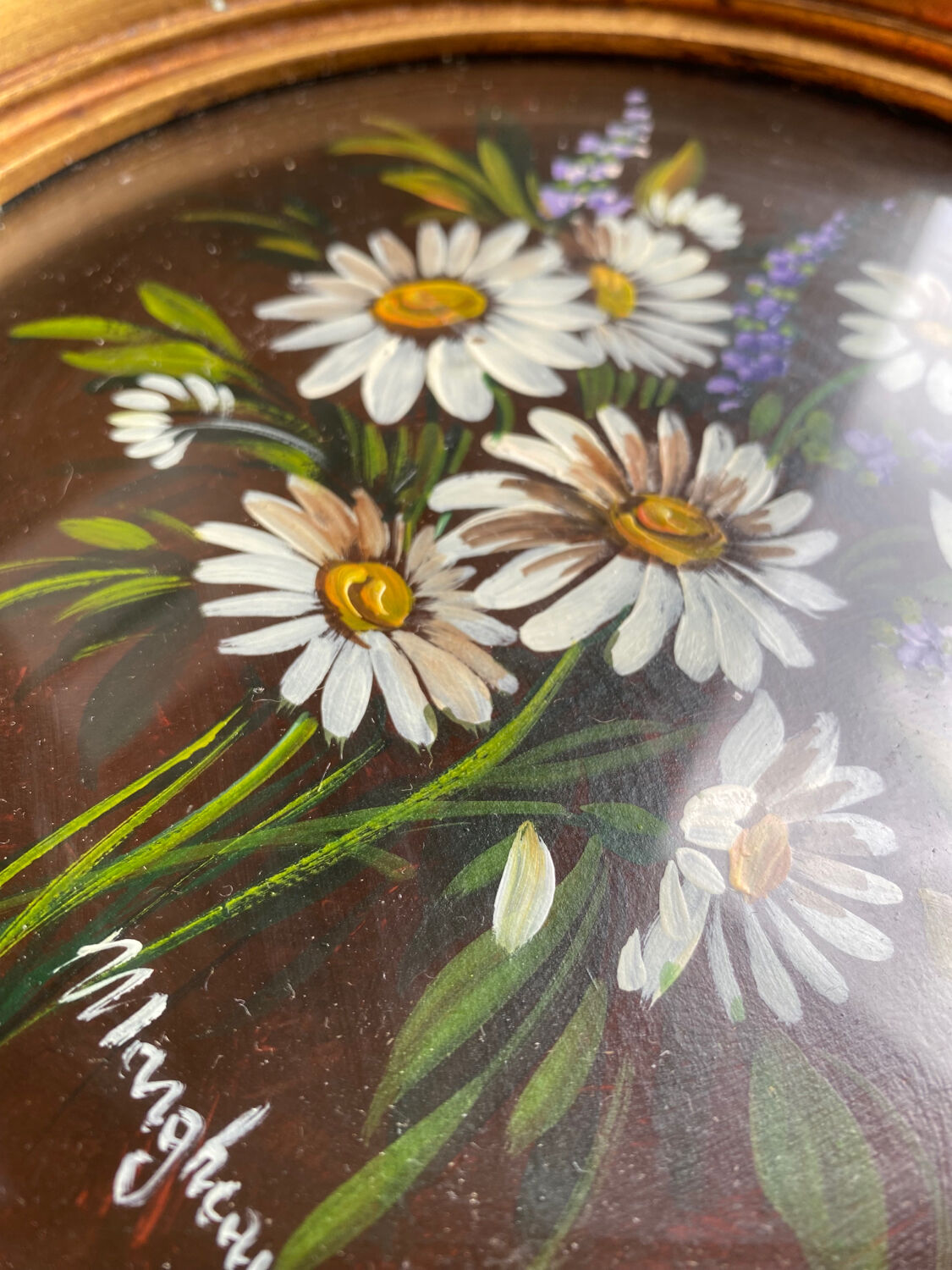 Painting bouquet round frame