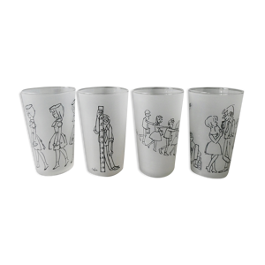 Lot de 4 verres signés Cabu sur