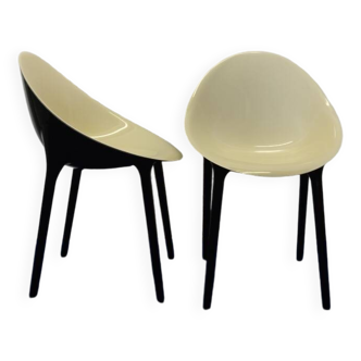 2 chaises Starck pour kartell, modèle "super impossible"