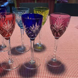 Verres en cristal saint louis de couleur
