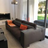 Poltrona Frau sofa