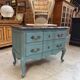 Commode de style Louis XV en noyer