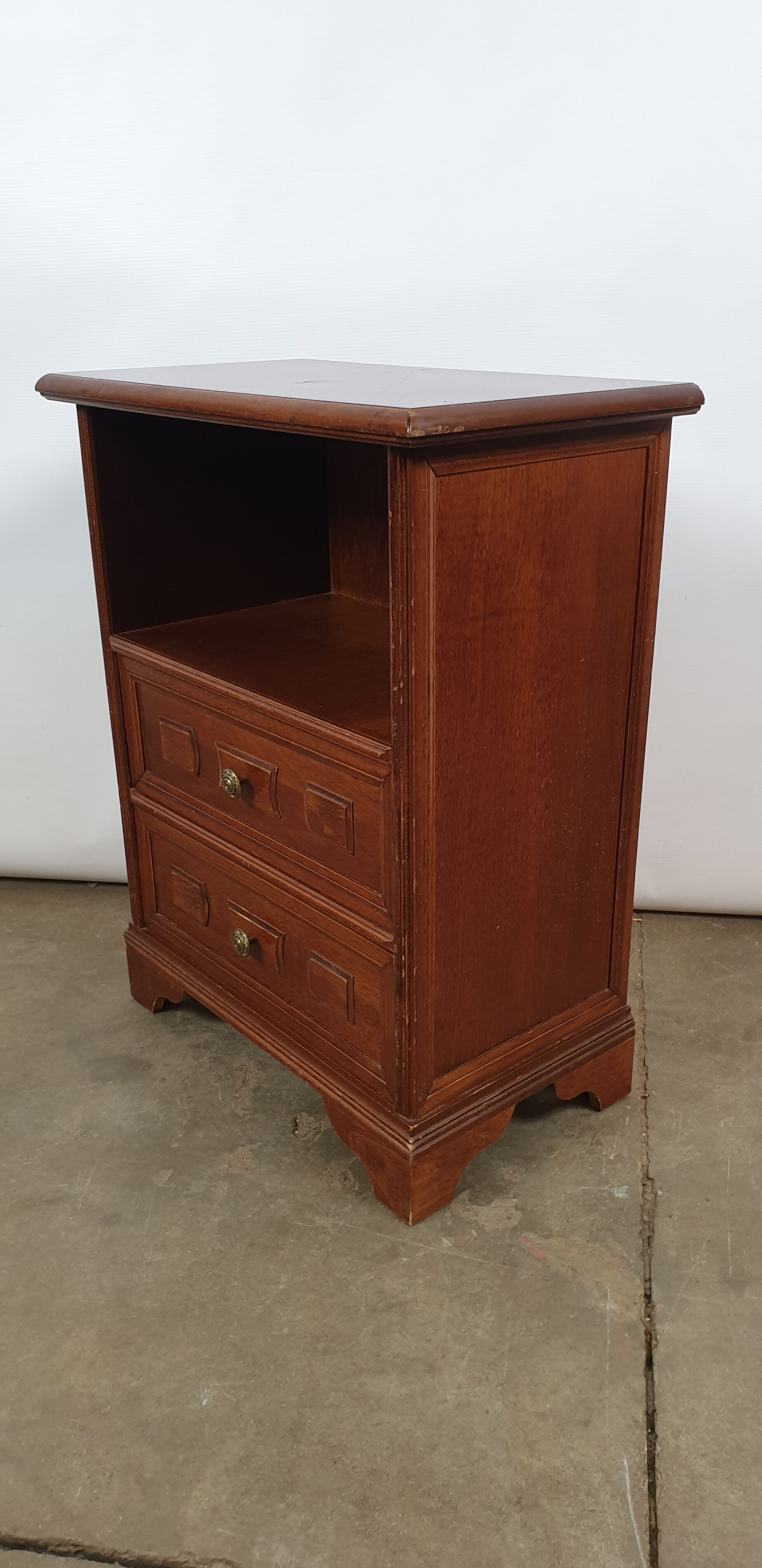 Bedside 2 drawers