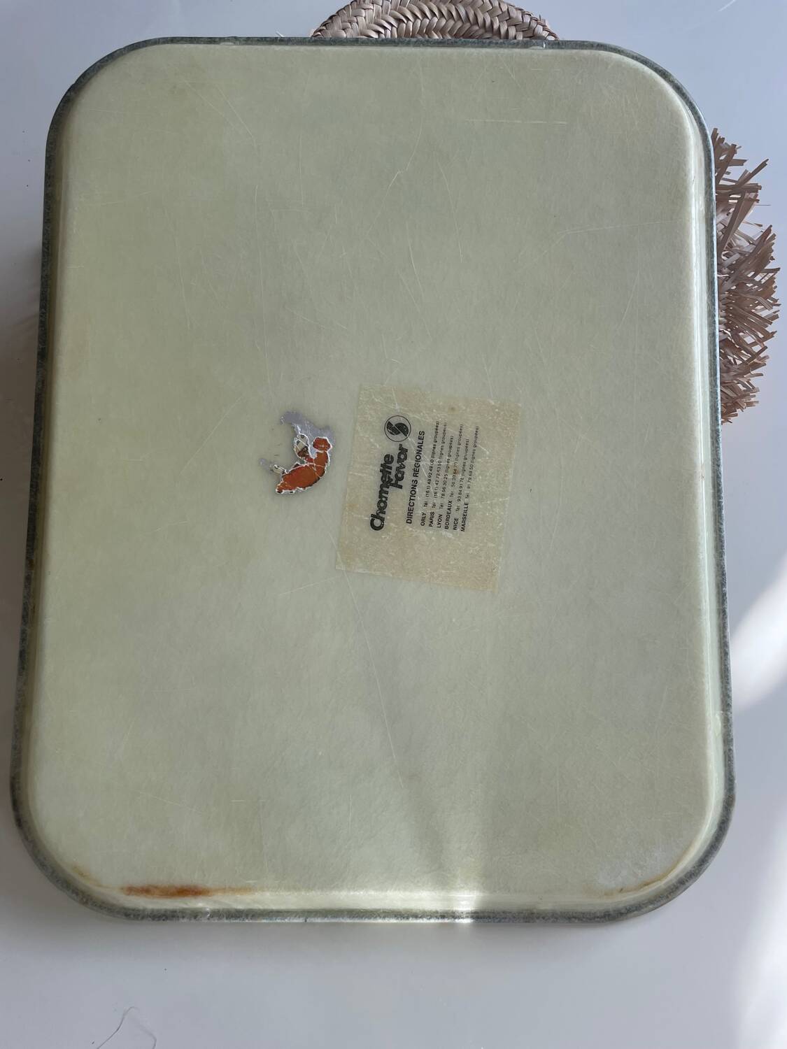 70s tray in fiberglass imitation rattan