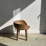 Quadripod chair with round seat and small back in natural monoxyl mango wood