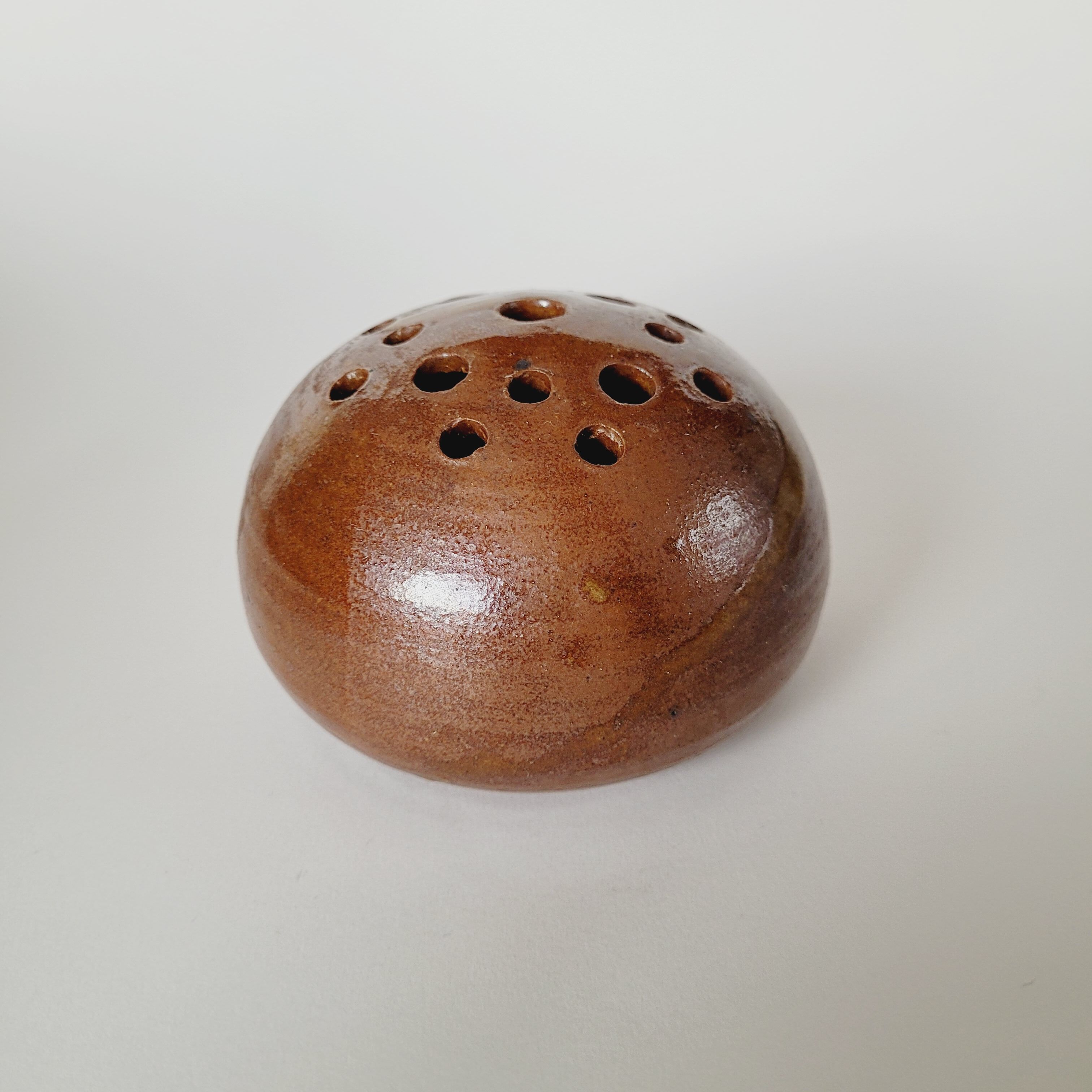 Sandstone flower holder