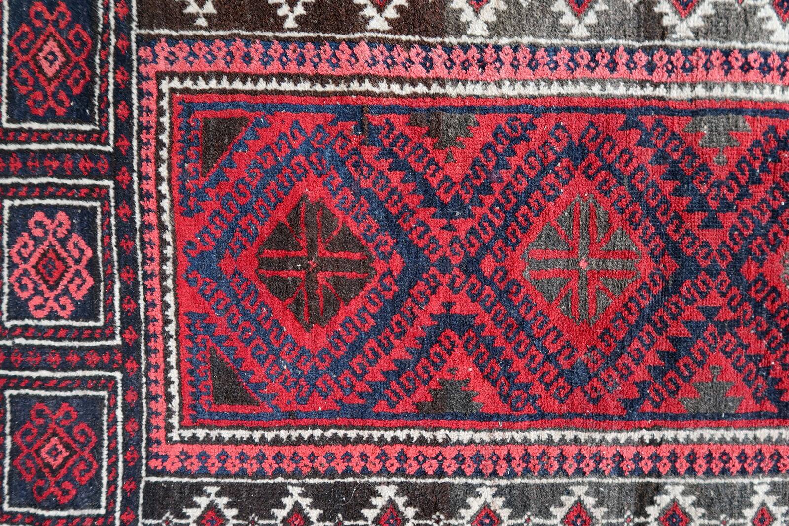 Tapis de Prière Vintage Baluch Fait Main en Laine – 94 x 152 cm