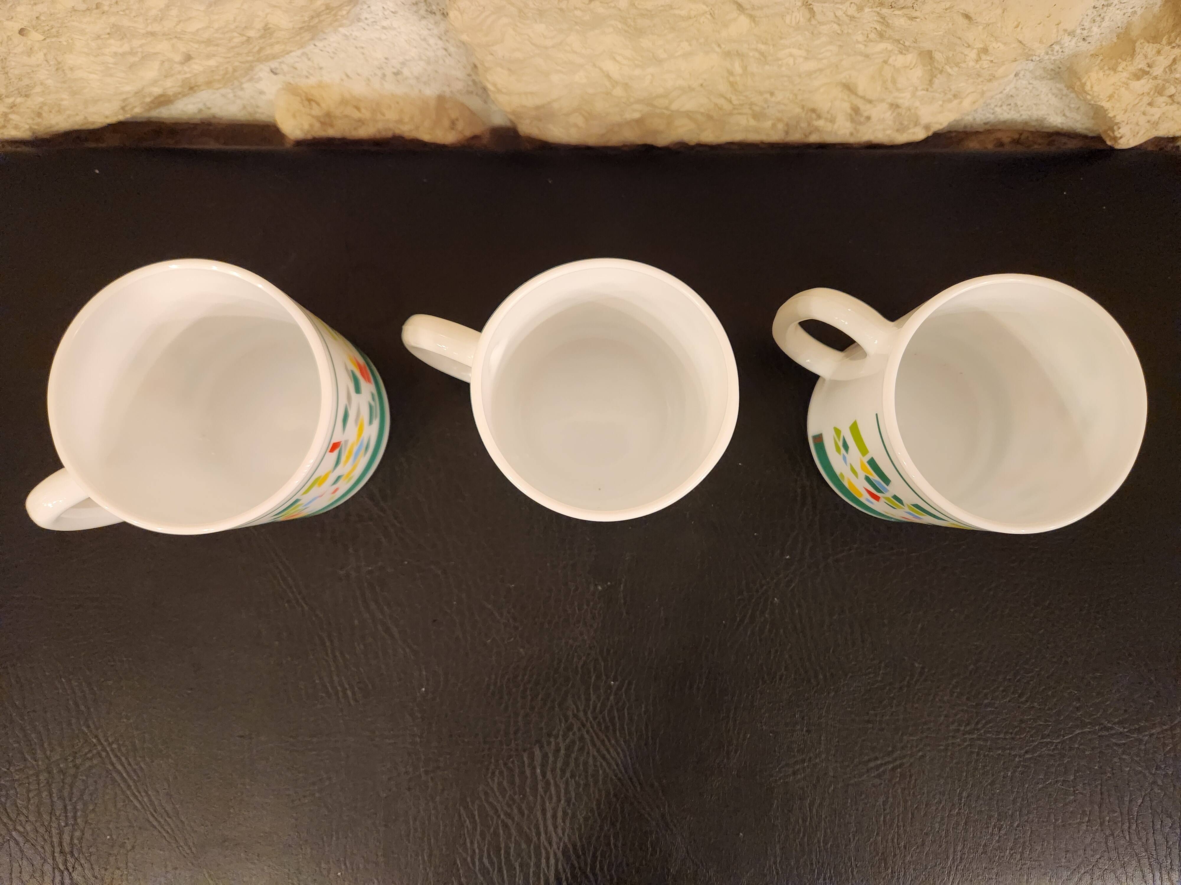 Set of 3 vintage “8 to 8” mugs – 1980s