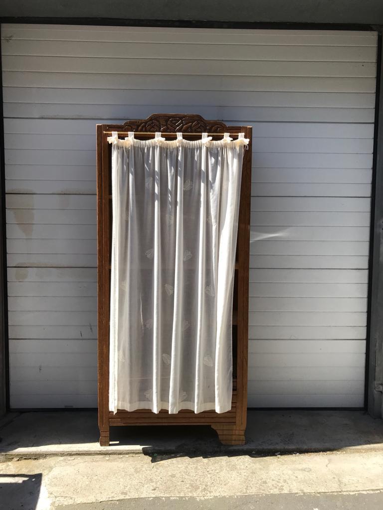 Wardrobe-Art Deco shelves