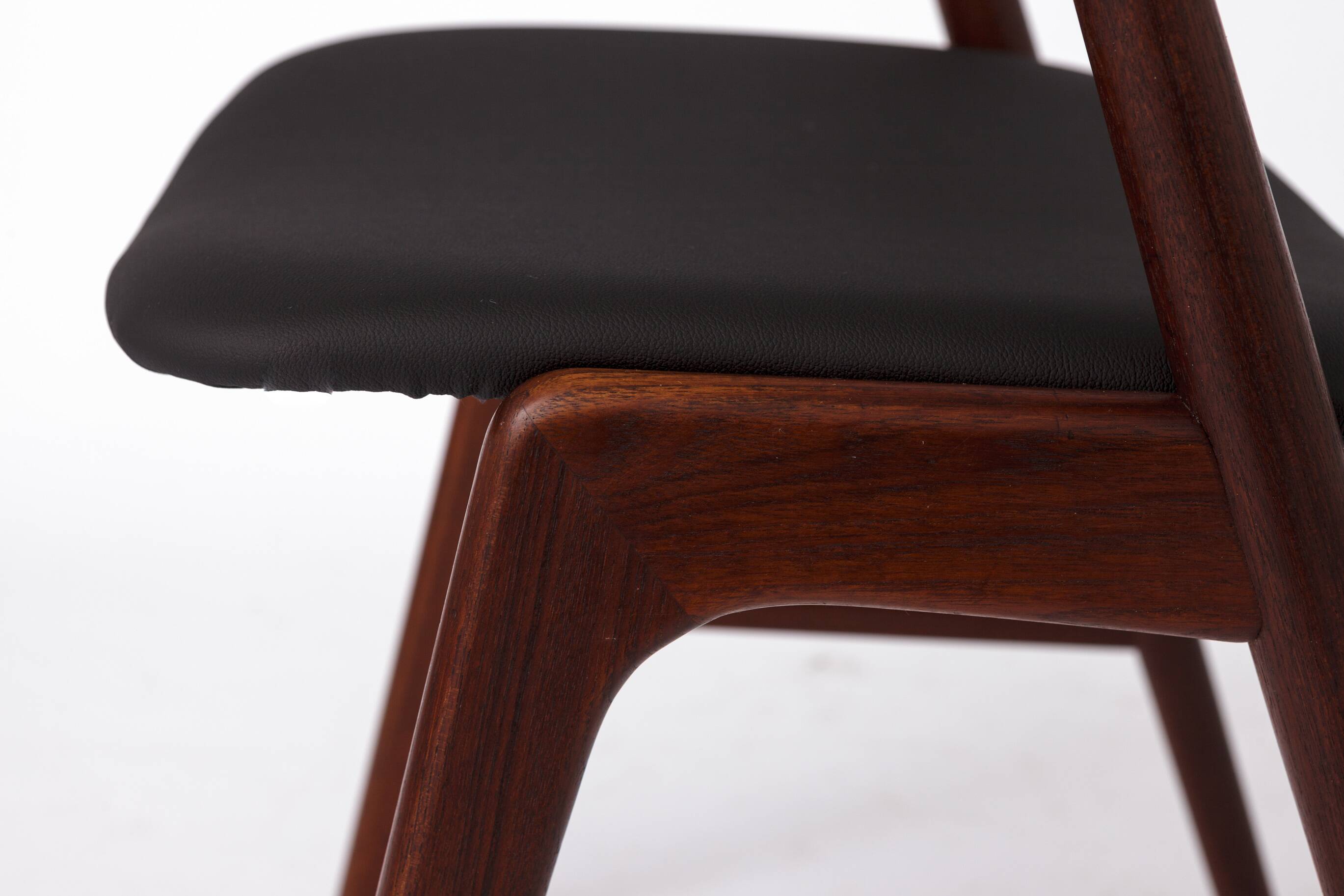 Set of 4 Danish Teak Dining Chairs by Korup Stolefabrik – 1960s Mid-Century