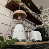 Handcrafted portable lamp with a marbled stone effect