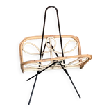 Metal and scoubidou magazine holders