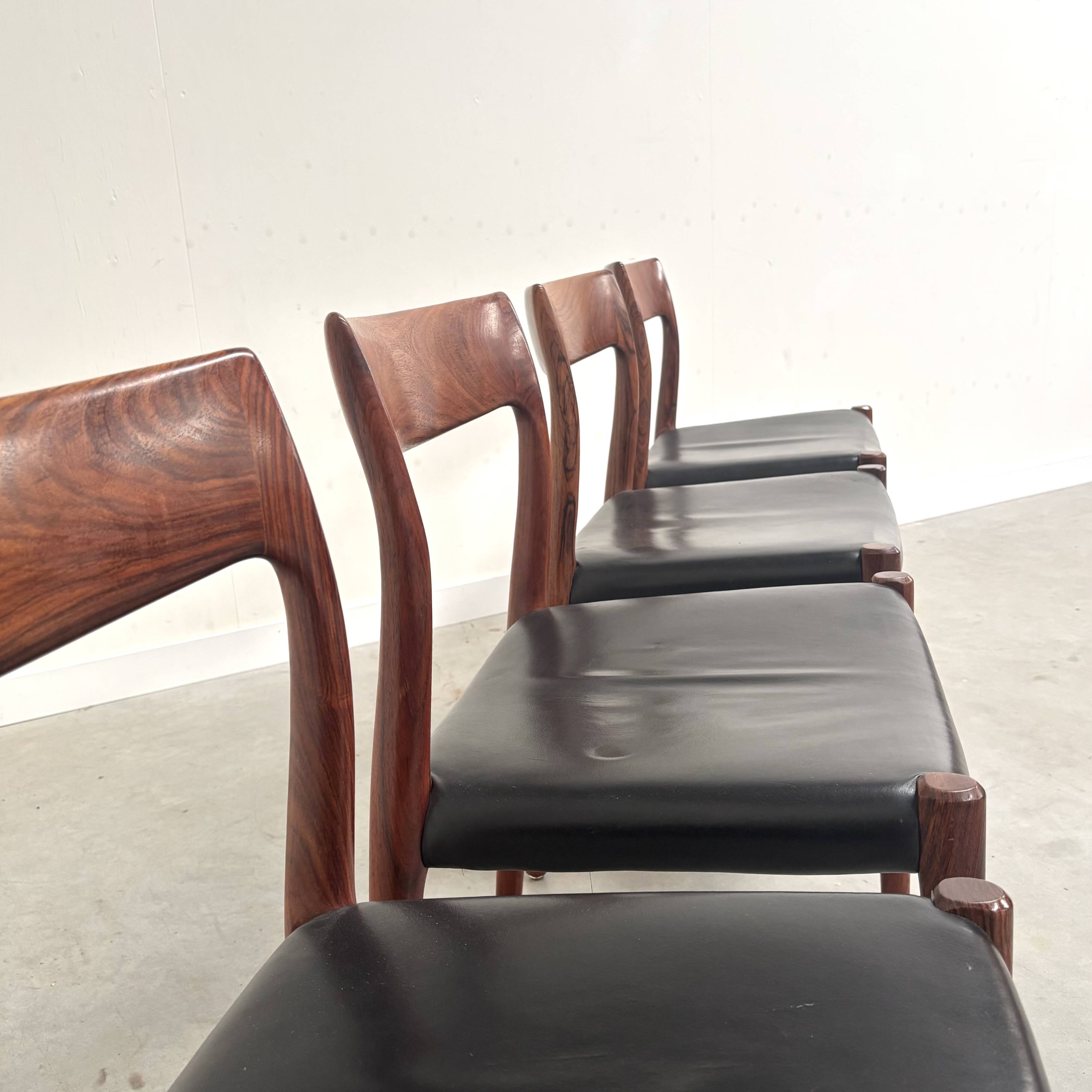 Set of 4 Møller 77 dining chairs, Denmark 1960s