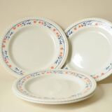 White Dinner Plates - Heart Pattern - Pink Blue (Set of 4)