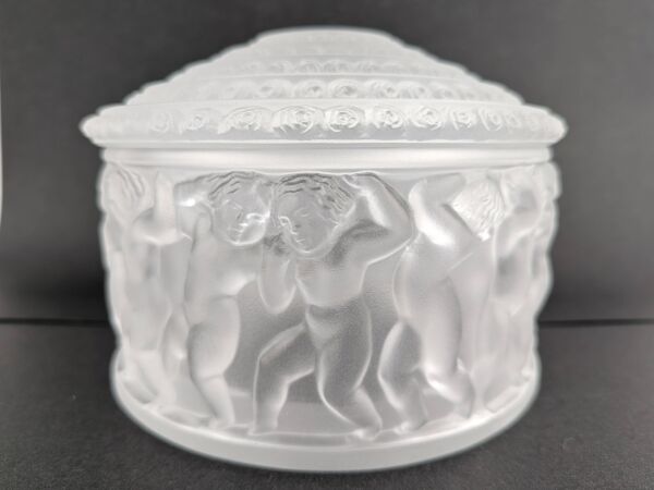 Boite en cristal Lalique modèle les Enfants