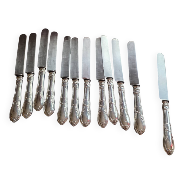 Ensemble de 12 couteaux orfèvre de Louis XV Odiot avec la lame en arge