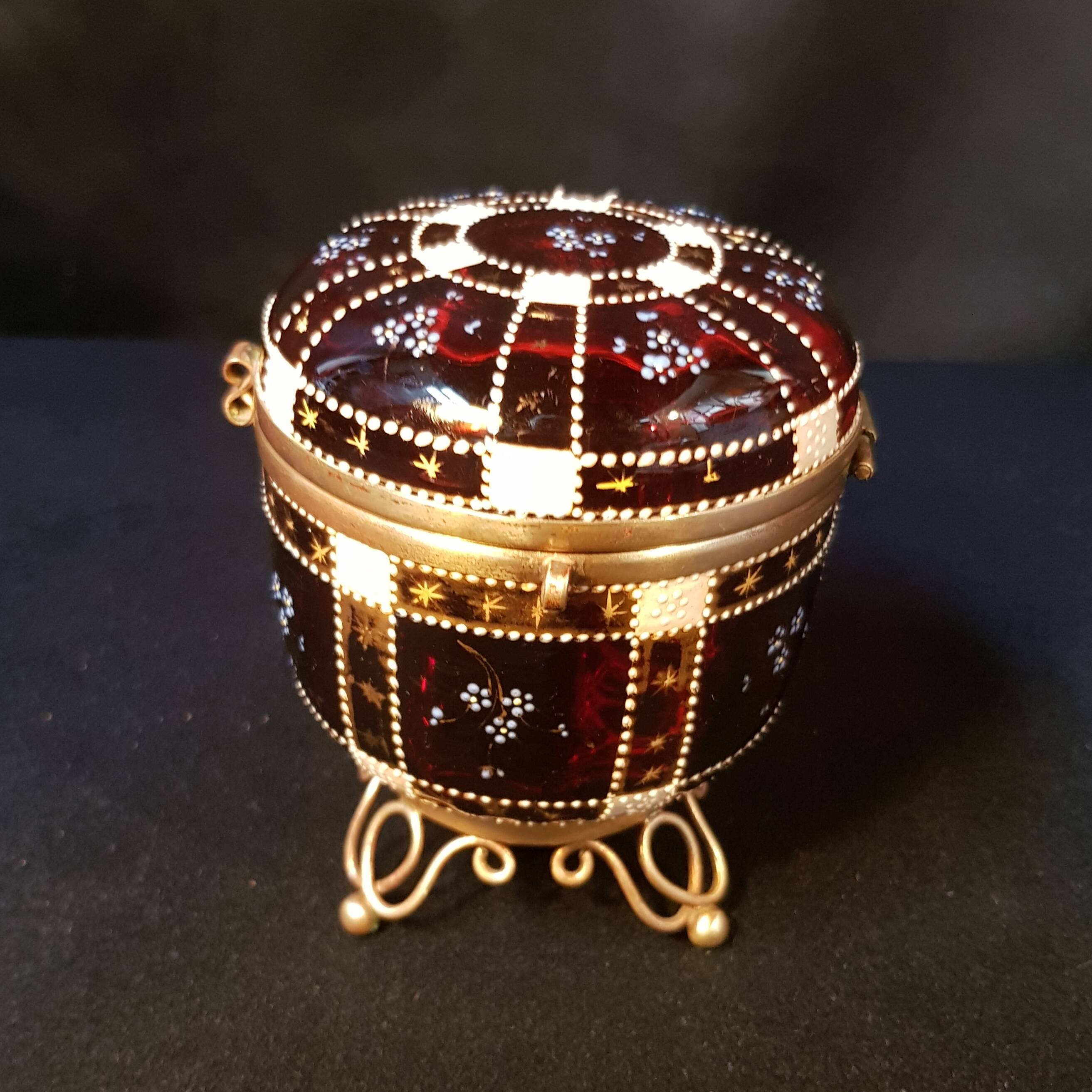 Jewelry box, candy box in gilded and enameled glass