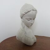 Bust "woman" in plaster