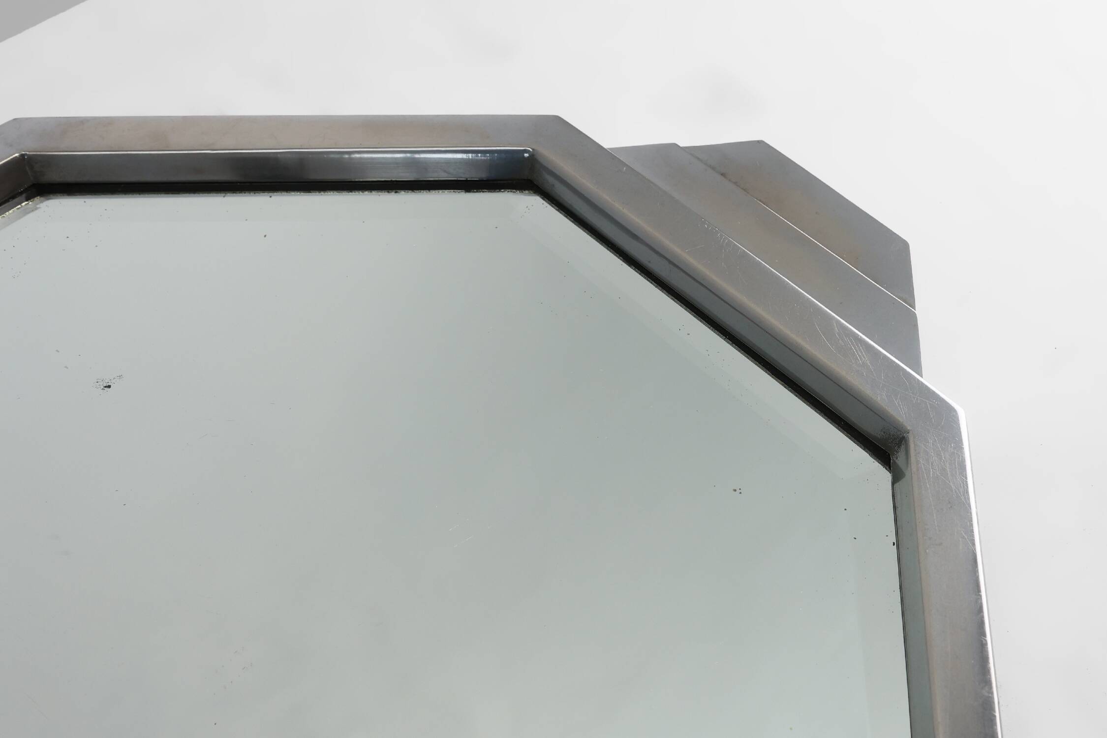 French Art Deco geometric octagonal Chrome and Mirrored Plateau, circa 1930