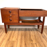 Scandinavian planter