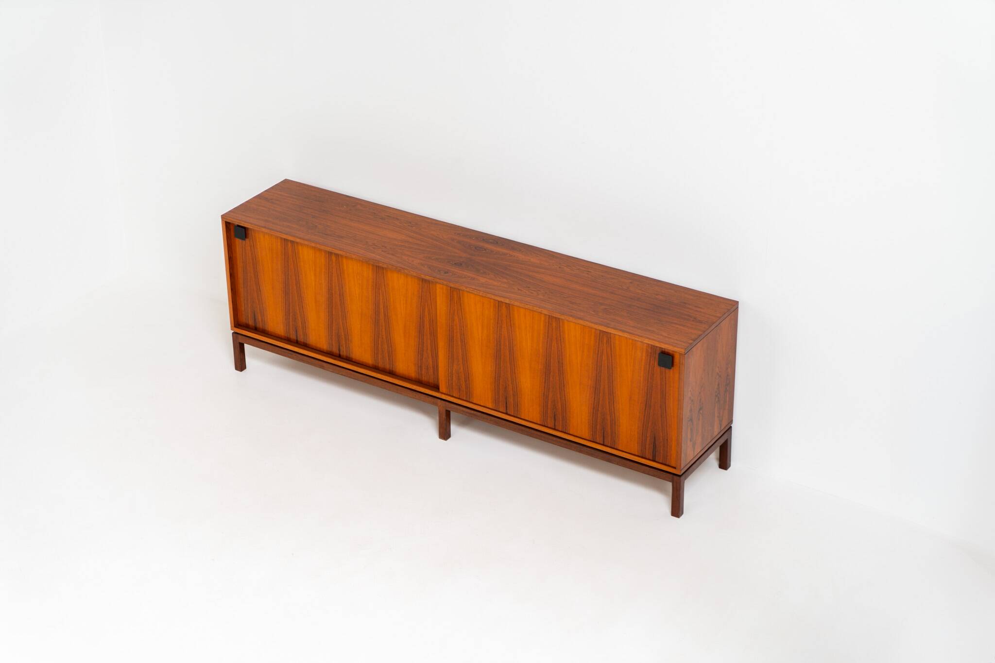 Buffet XL en palissandre par Alfred Hendrickx