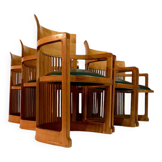 D’après Frank Lloyd Wright - Suite de six fauteuils de repas “Barrel” -